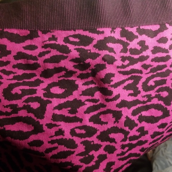 Anabel Connection Pink Cheetah  Leggings - Picture 2 of 5